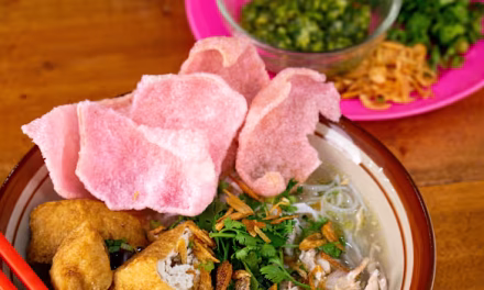 Mie Sop Kampung: Perpaduan Rempah Yang Menggoda