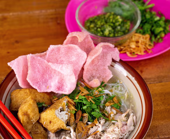 Mie Sop Kampung: Perpaduan Rempah Yang Menggoda