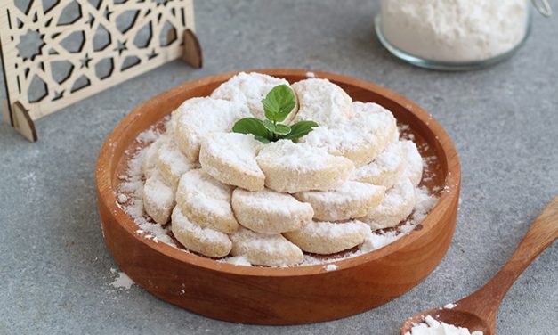 Kue Putri Salju Camilan Yang Empuk Dan Lezat Untuk Lebaran