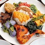 Nasi Padang: Kuliner Klasik Indonesia & Rasa Menggugah Selera