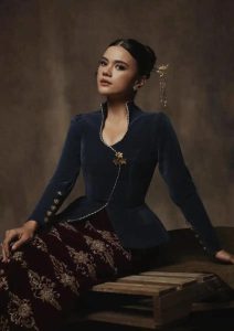 Kenakan Kebaya Modern Audi Marissa Saat Peringati Hari Kartini