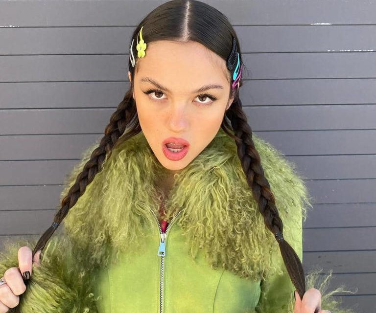 Gaya Rambut Olivia Rodrigo: Inspirasi Elegan Untuk Setiap Acara