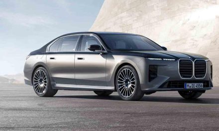 BMW Seri 7 2023 Tampil Mencolok Dengan Desain Futuristik