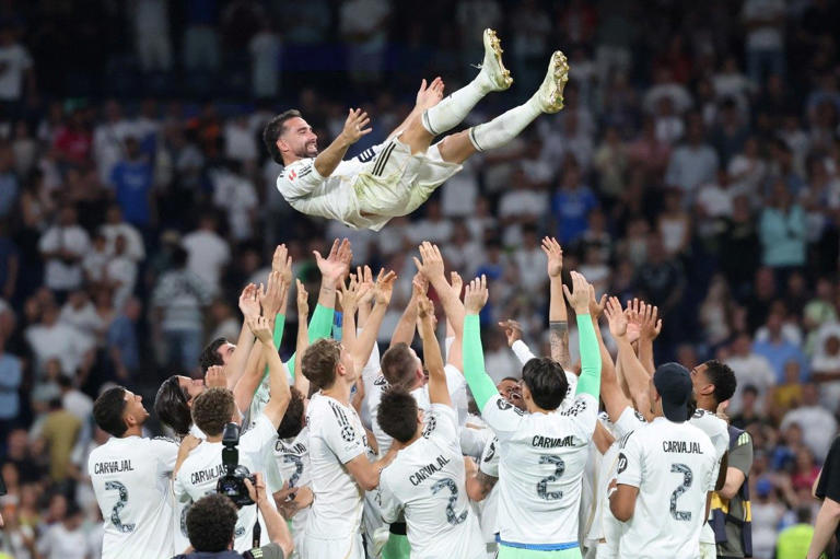 Dari Bernabeu Untuk Carvajal, Perpisahan Hangat & Kebanggaan