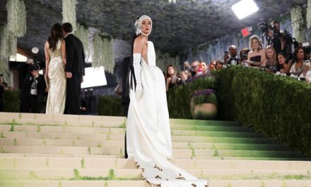 Katy Perry Galau Lewat Lagu Saat Josh Groban Tunangan