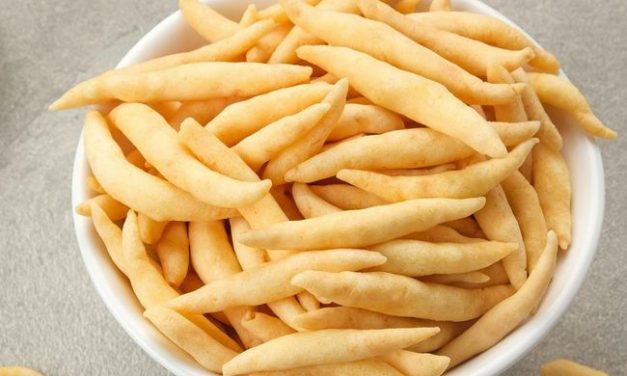 Kue Gabus: Cemilan Tradisional Renyah Yang Bikin Ketagihan