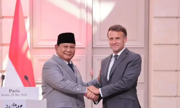 Momen Bersejarah! Prabowo Bertemu Macron Di Istana Élysée