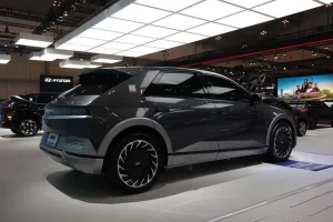 Hyundai Ioniq 5 Tampil Futuristik, Fitur Keselamatan Jadi Andalan