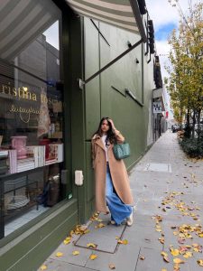 Gaya Winter Neona Ayu Di Melbourne Yang Bikin Jatuh Hati