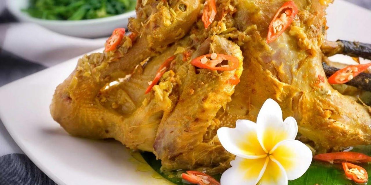 Ayam Betutu: Rempah Khas Bali Meresap Hingga Ke Tulang