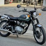 Kawasaki W230 2026, Gaya Klasik Ikonik Berpadu Mesin 233 Cc