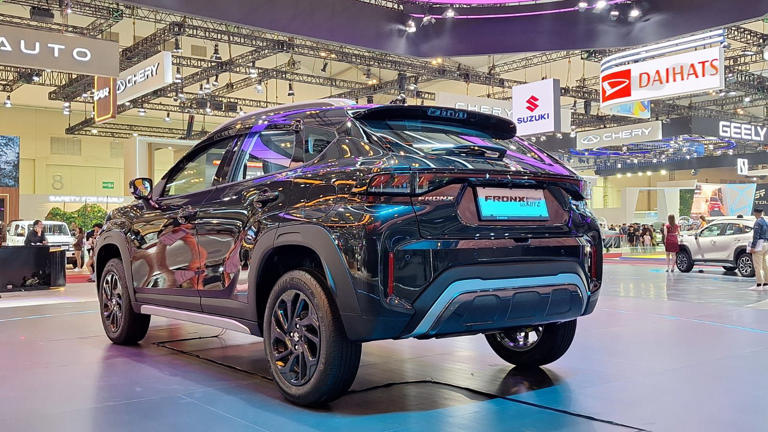 Bikin Penasaran! Suzuki Fronx SGX Hybrid Kuro & Fitur Modern