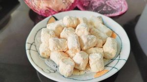 Kue Batang Buruk Khas Riau, Camilan Renyah Dengan Kisah Unik