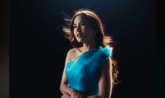 Anggun & Elegan, Mahalini Curi Perhatian Di Video Klip ‘Percuma’