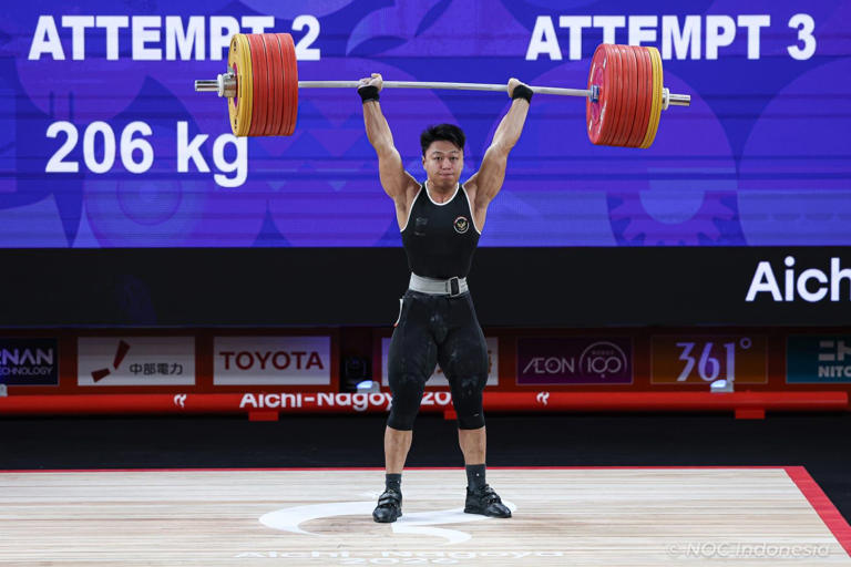 Untuk Keluarga! Rahmat Erwin Ukir Emas Di Asian Games 2026
