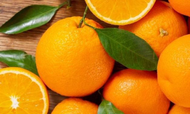 Sedang Radang Tenggorokan? Pikir Dulu Sebelum Makan Jeruk