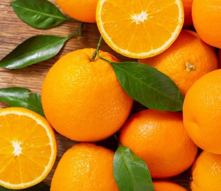 Sedang Radang Tenggorokan? Pikir Dulu Sebelum Makan Jeruk