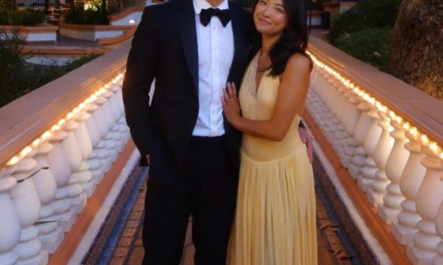Resmi Menikah! Simu Liu Dan Allison Hsu Gelar Pernikahan Privat